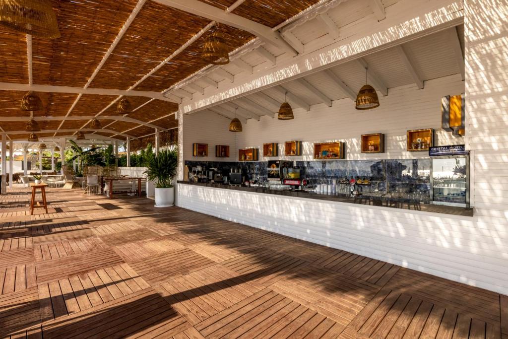 Crystal Flora Pearl Collection