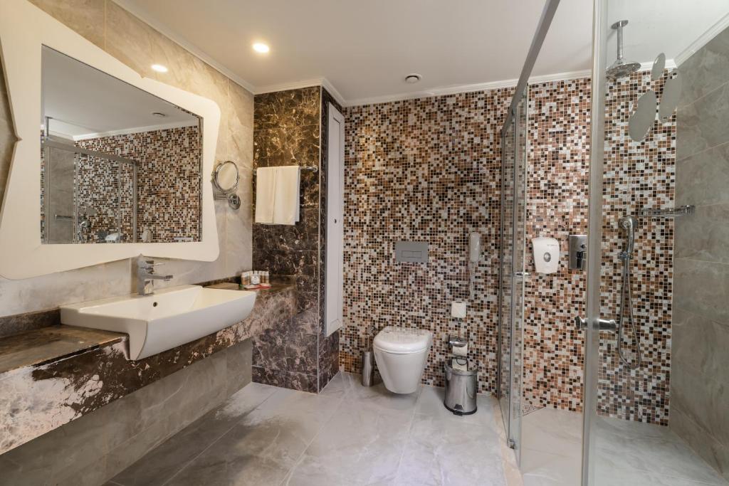 Crystal Sunset Pearl Collection