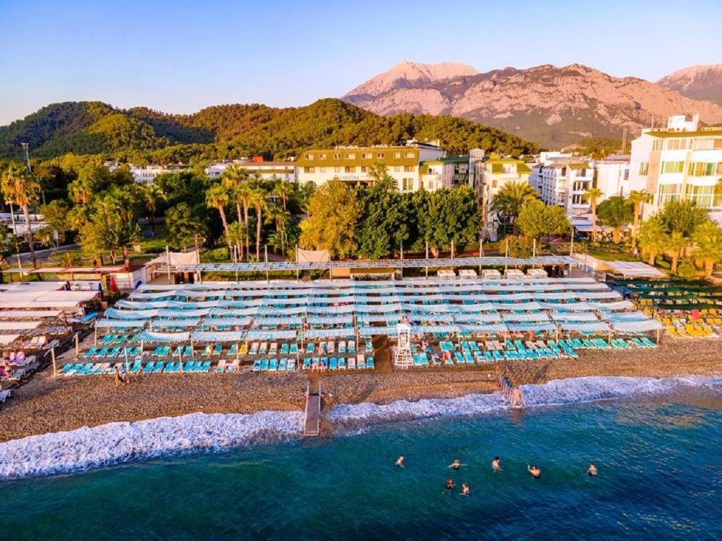 Lancora Beach