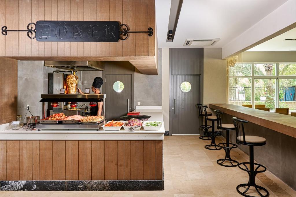 Seaden Sea Planet Resort & Spa