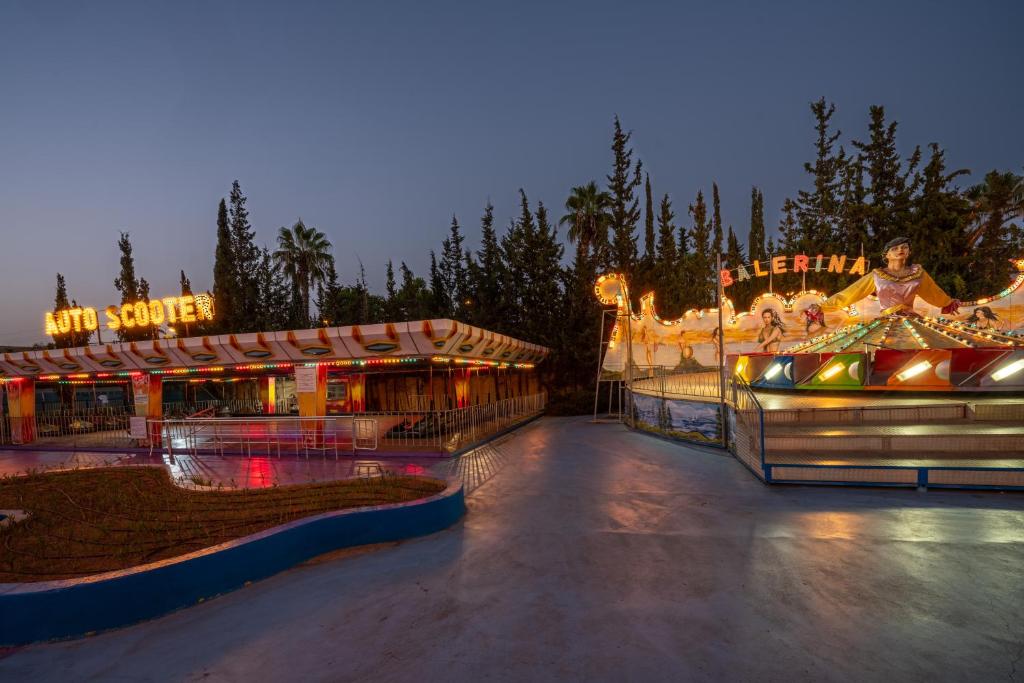 Luna Park ne mbremje te Selectum Family Resort Side