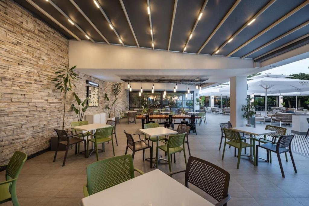 White City Resort