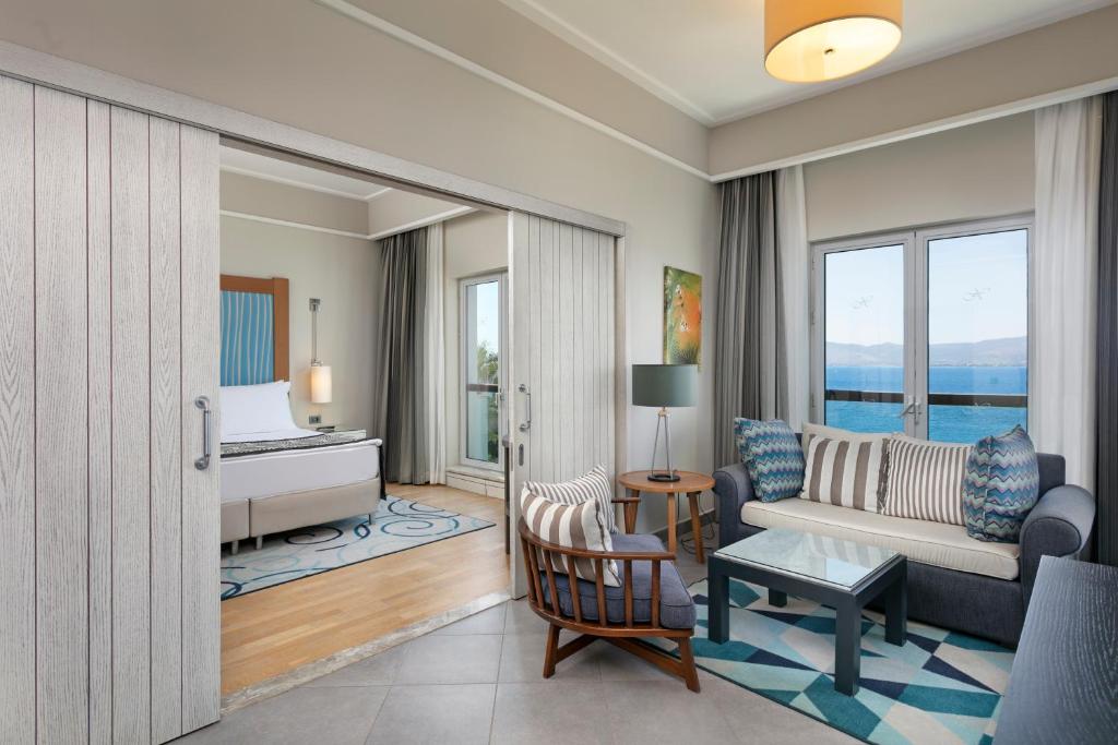 Xanadu Island High Class